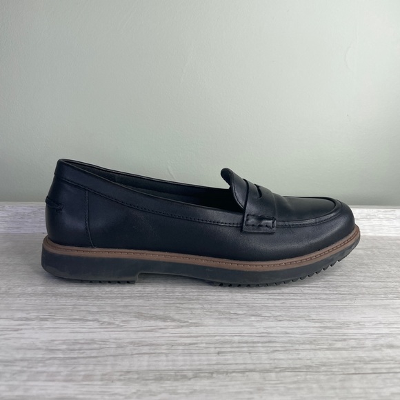 clarks eletta loafer